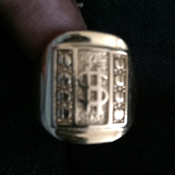 Men's gold plated ring size 8