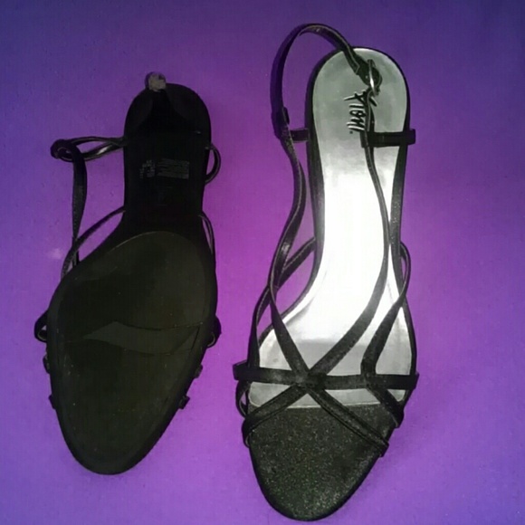 Fioni black shoes - Picture 2 of 2