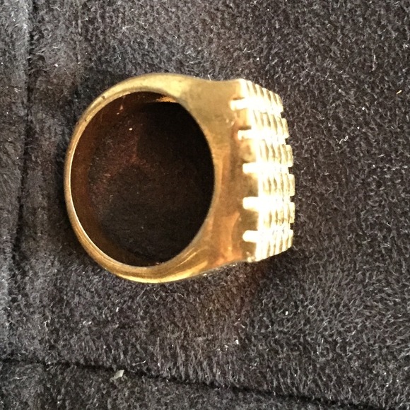 Gold plated ring size 7