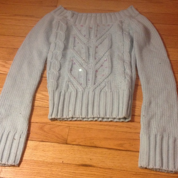 Sweaters - crop sweater