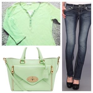 Liz Claiborne Mid sleeve Top/sweater