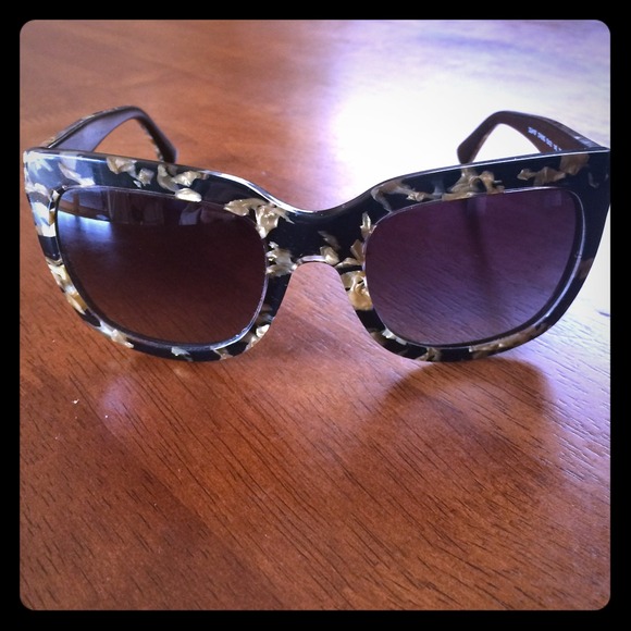 Dolce and Gabbana Tortise sunglasses