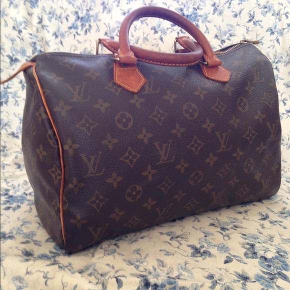 Louis Vuitton Speedy 35