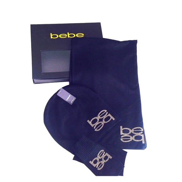 NWT Bebe Logo Scarf, Bennie & Glove Set