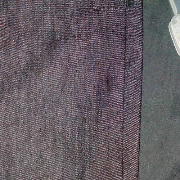 Slim-Fit Michael Kors Dark Denim.. MUST HAVE - Picture 3 of 4