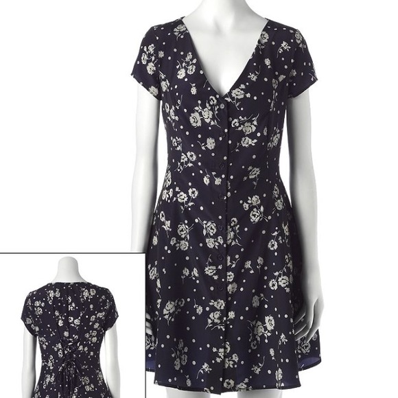 Mudd lace back button dress size S