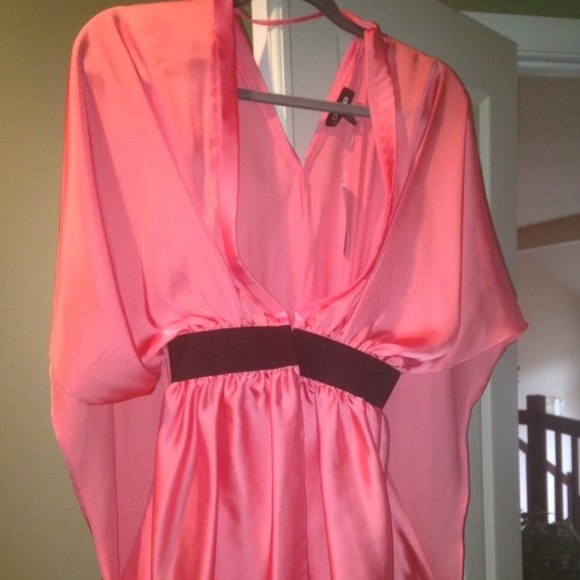 Pink silk tunic from Bebe - Picture 3 of 4