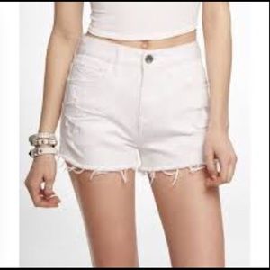 High waist white jean shorts!