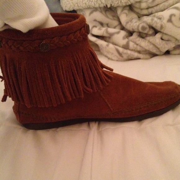 Minnetonka Fringe Ankle Boots