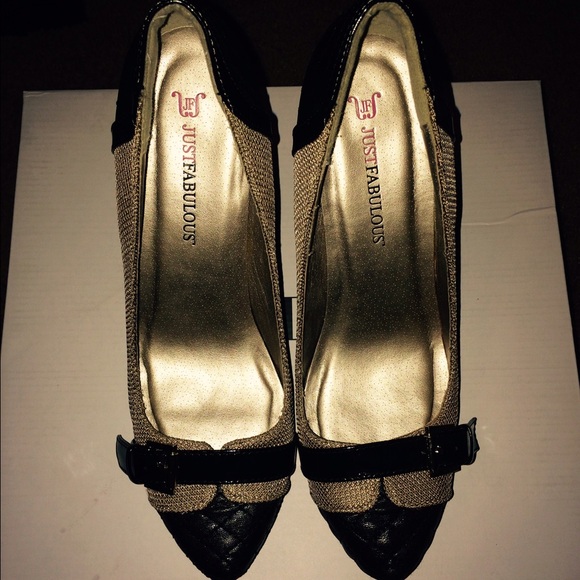 Quilted gold and black heels - Picture 2 of 2