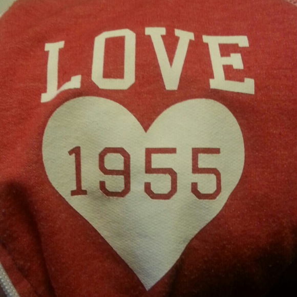 Its a sweat shit - Picture 4 of 4