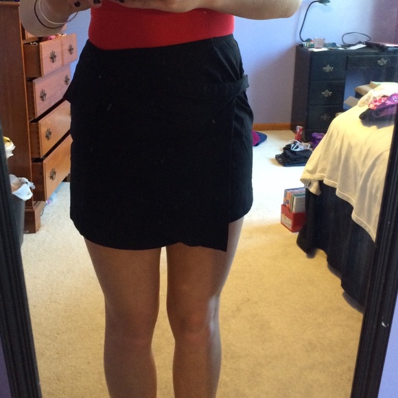 Express Dresses & Skirts - Super cute black skirt!