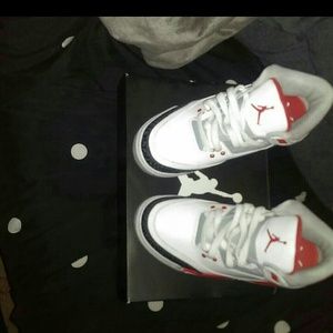 Fire red 3s TRADES TRADES TRADES TRADES!!!!