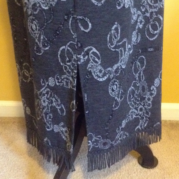 NWT great skirt charcoal gray sz. Lg - Picture 3 of 4