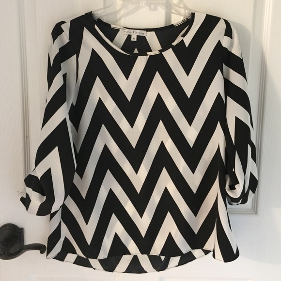 Chevron top