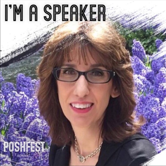 Top 10% Seller! Posh Ambassador. - Picture 7 of 14