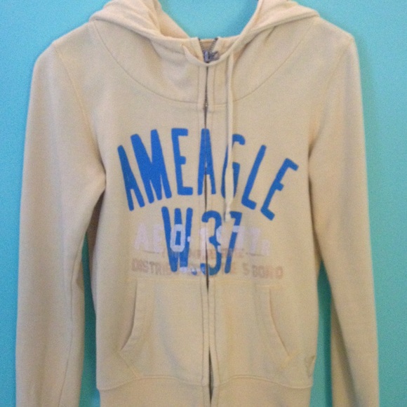 American Eagle pastel yellow Hoodie