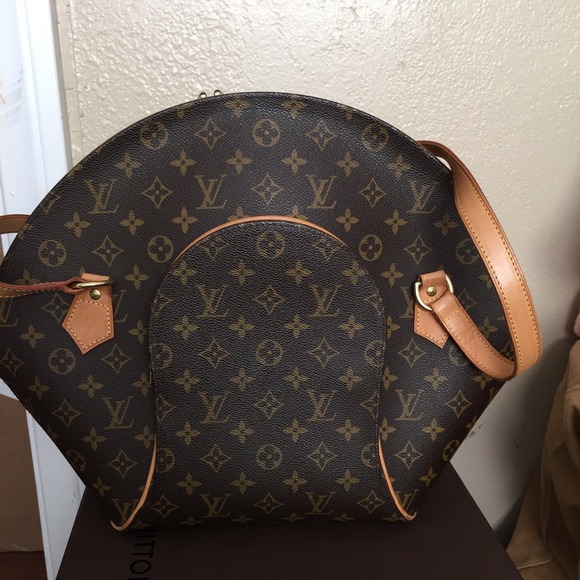 100% Authentic Louis Vuitton
