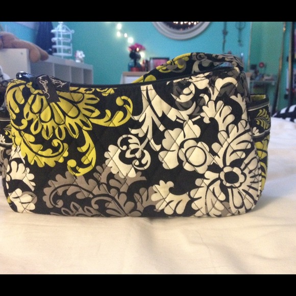 Vera Bradley Baroque Handbag!
