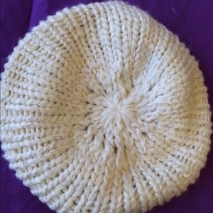 White Circular Beanie 💐