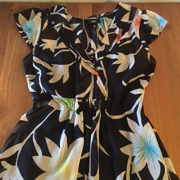 Mossimo Supply Co. Dresses & Skirts - Mossimo Floral Dress