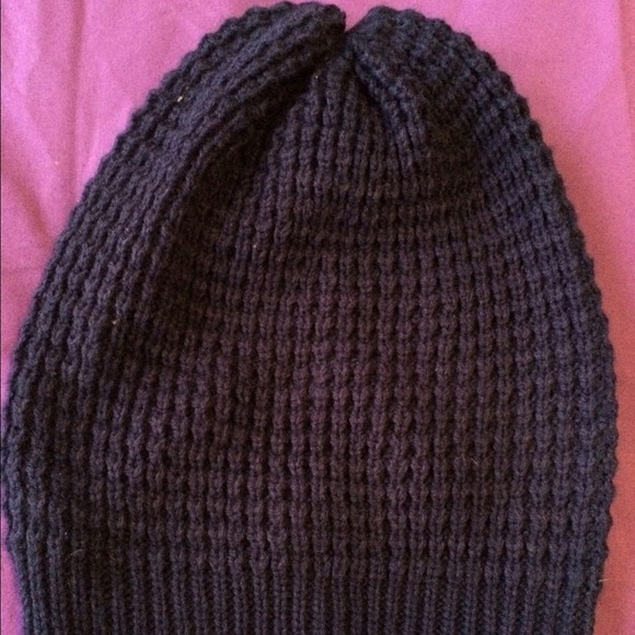 Navy Blue Beanie 🌻