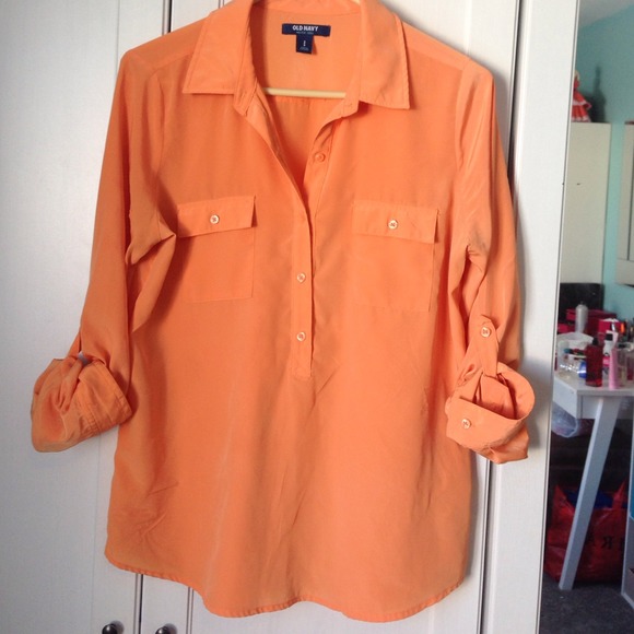 🚫Bundeled🚫Spring Melon button down top