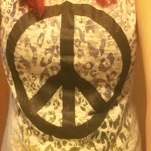 Shirt - Picture 2 of 3