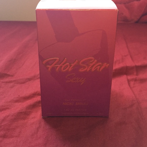 Perfume - Picture 1 of 2