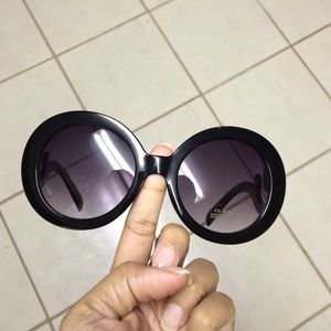 Black sunglasses