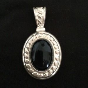 Ladies Silver Pendant