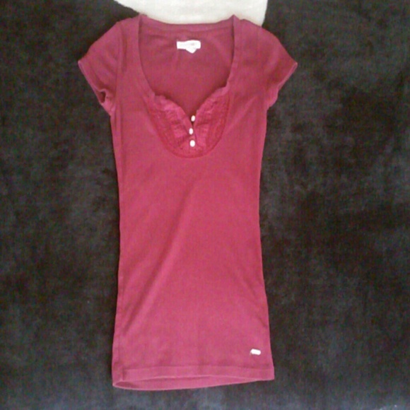 Maroon Aeropostale button up t shirt