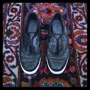 Size 7 glitter Keds