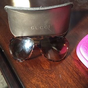 Gucci light weight sunglasses🎉🎉🎉🎉