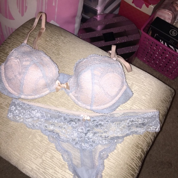 Victoria's Secret Other - VS Light Blue & Nude Lace Push Up Bra