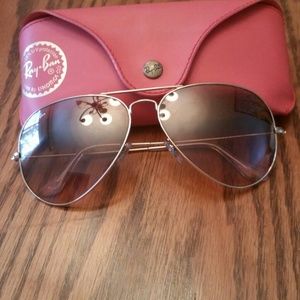 Rayban aviators gold frame, brown lenses