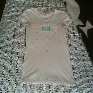 White Hollister t shirt