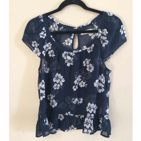 Floral Hollister Top
