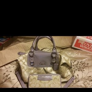 Coach purse and wallet