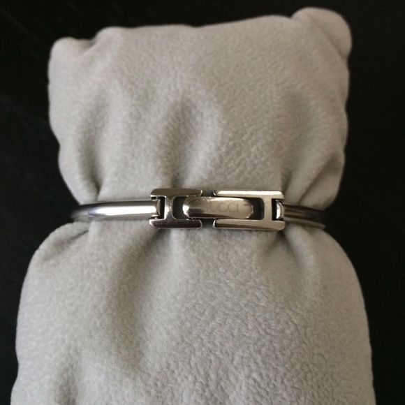 Gucci Stainless Steel Watch - Picture 3 of 4