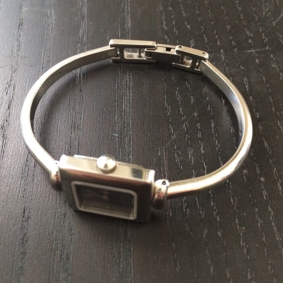 Gucci Stainless Steel Watch - Picture 4 of 4