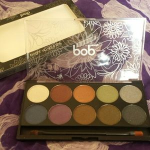 Pop Beauty Eye Shadow Palette Smokin' Hot!