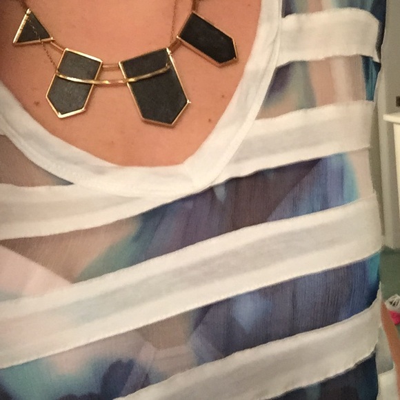 🎊SALE🎊 Watercolor striped/sheer v-neck