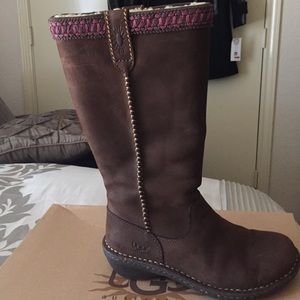 New in Box Authentic UGG Tall Size 5 Boots