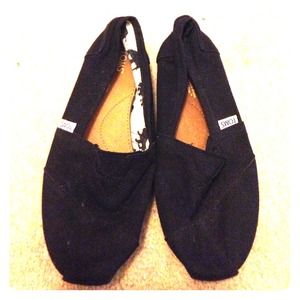 Black Toms
