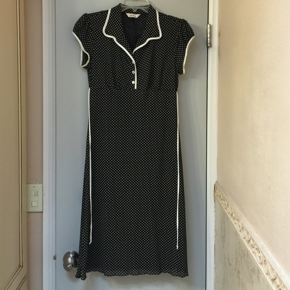 Retro inspired black/white polka dot dress.