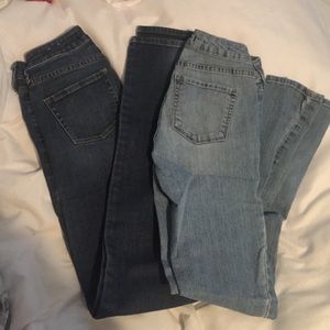 2 pairs of jeans