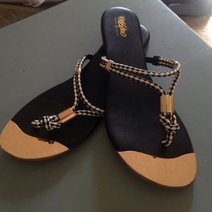 Black&Gold sandals