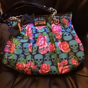 SOLD 🚫Betsey Johnson purse 100% auth