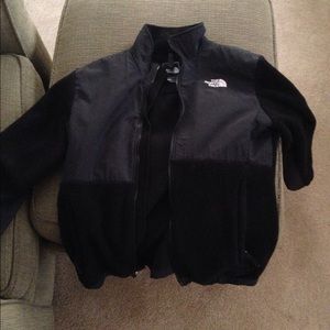 black North Face fleece (girls XL)